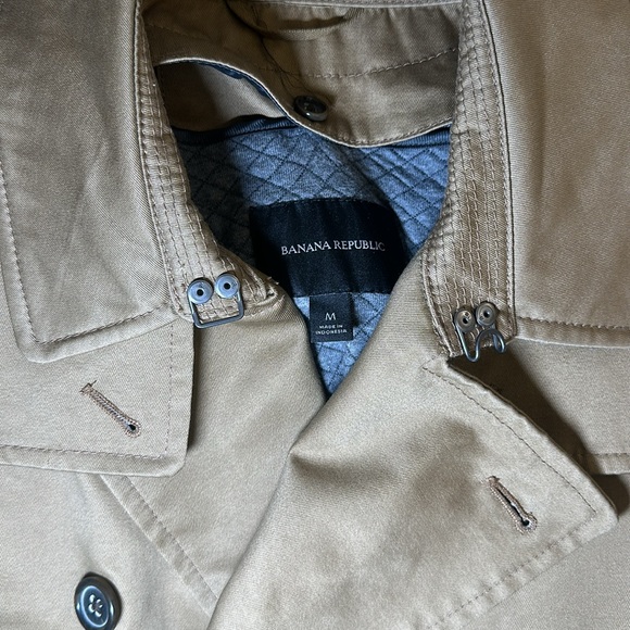 Practically New Banana Republic Men's Brown Trench Coat Khaki - Picture 6 of 7